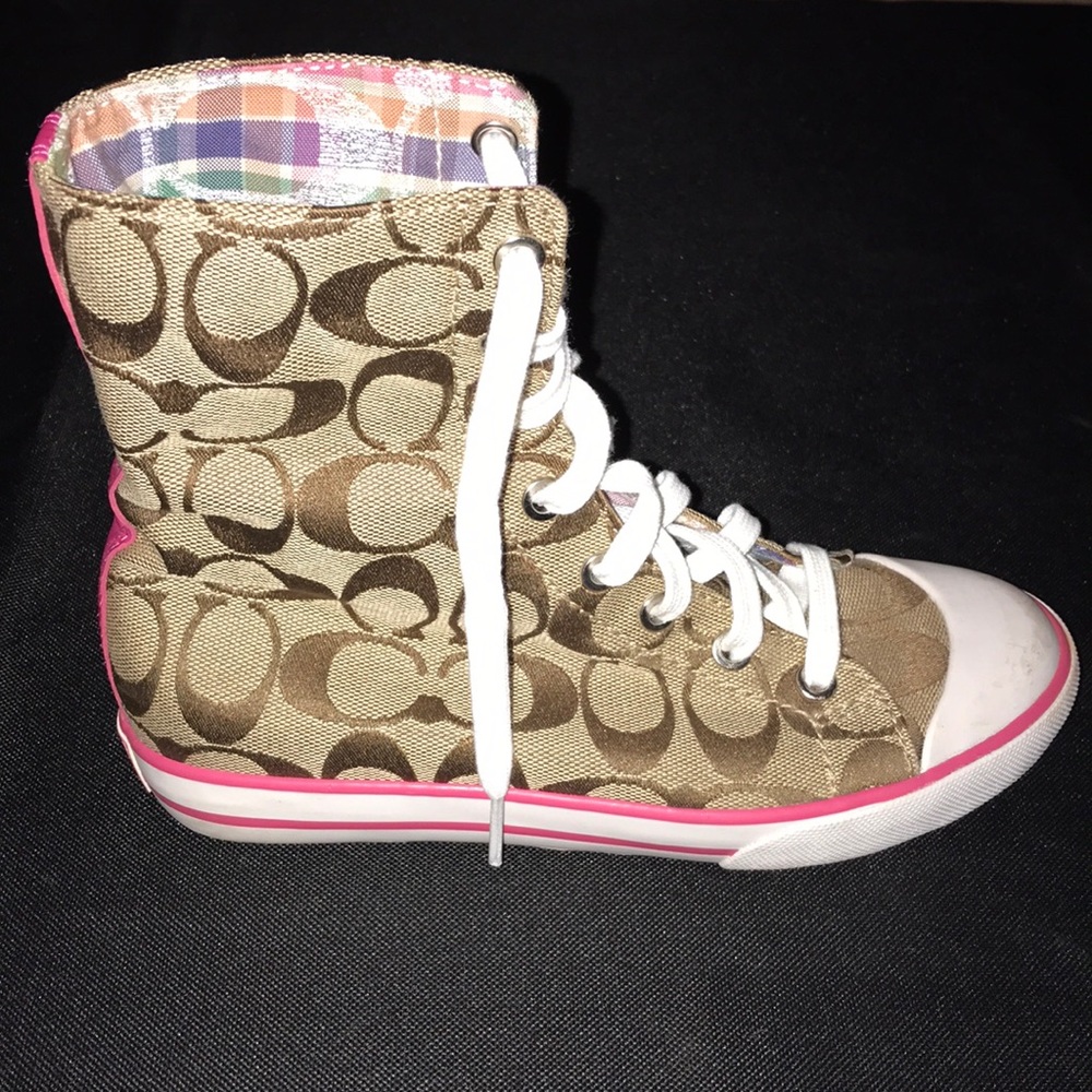 Coach vintage booties High-Top Converse Shoes.Beautiful condition.Smoke free Hom - Picture 2 of 8